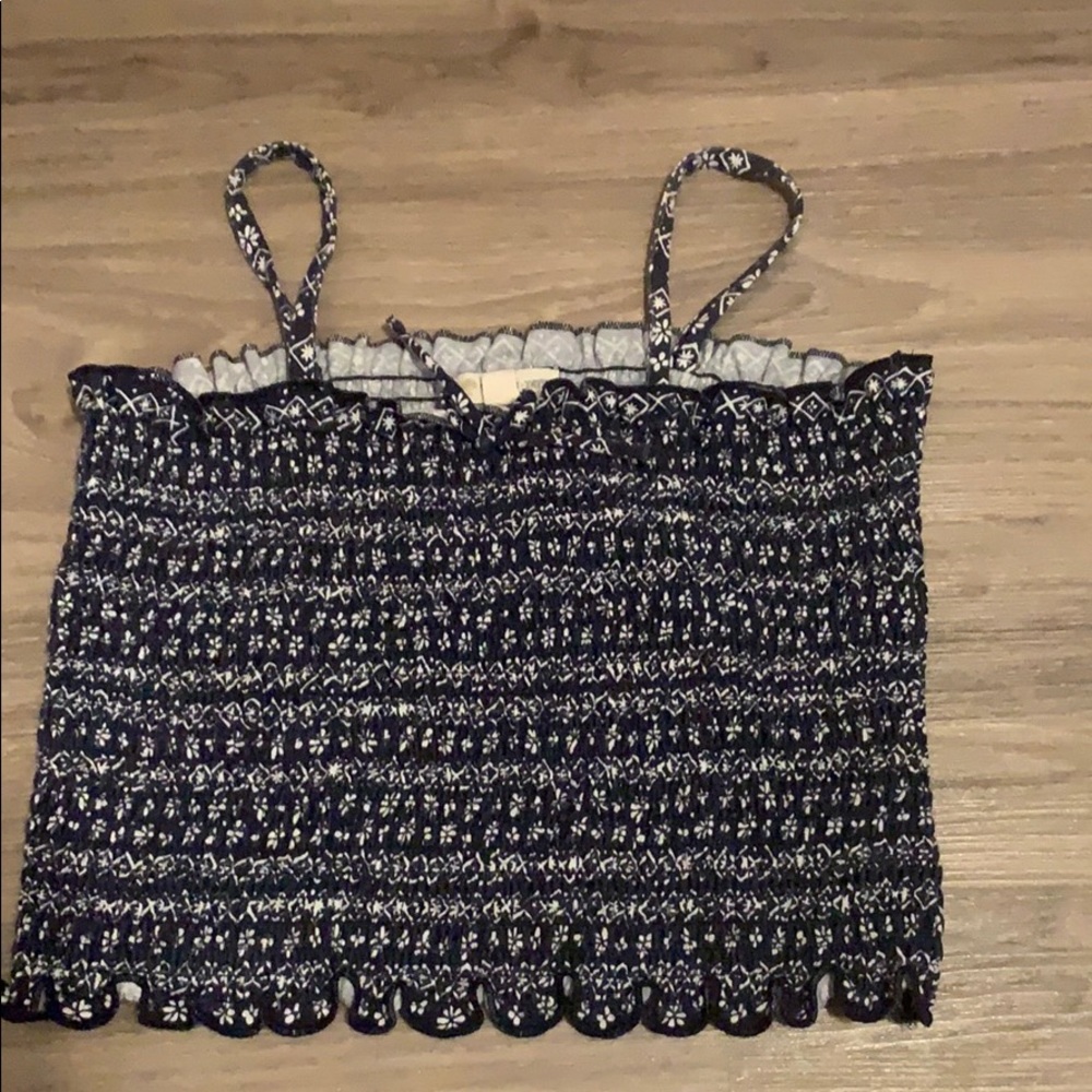 Crop top